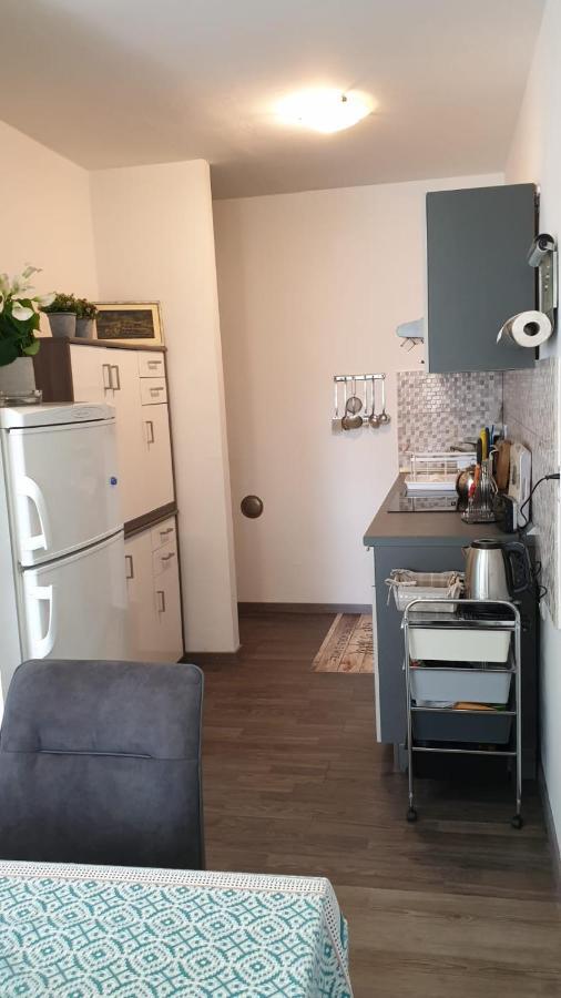 Ferienwohnung Fortuna Rajna Apartman Split Exterior foto